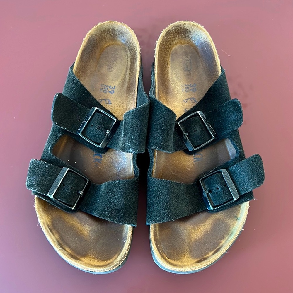 Birkenstock Arizona sandals in black suede leather. Size 39.